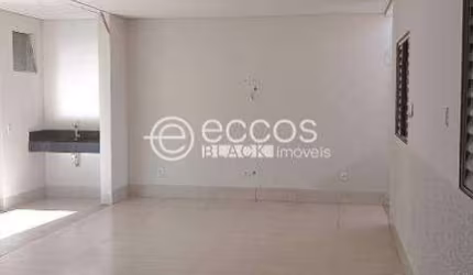 Casa à venda, 3 quartos, 2 vagas, Pacaembu - Uberlândia/MG