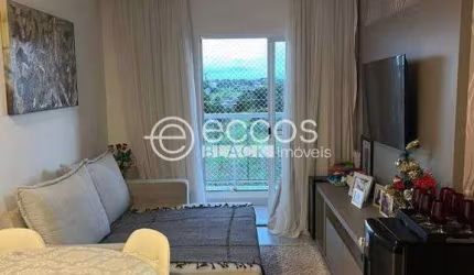 Apartamento à venda, 3 quartos, 1 suíte, 2 vagas, Umuarama - Uberlândia/MG