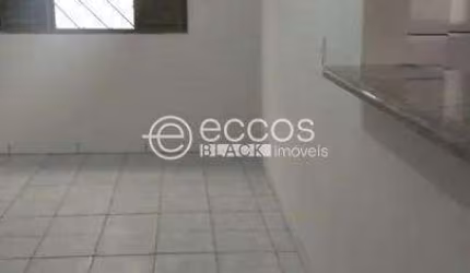 Casa à venda, 6 quartos, 1 suíte, 3 vagas, Laranjeiras - Uberlândia/MG
