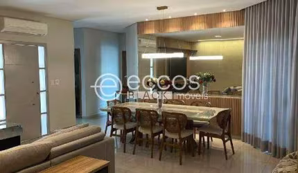 Casa à venda, 3 quartos, 3 suítes, 2 vagas, Santa Mônica - Uberlândia/MG