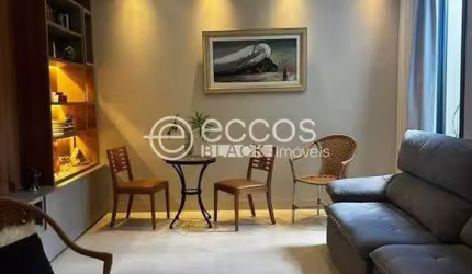 Casa em condomínio à venda, 3 quartos, 2 suítes, 4 vagas, Gávea Sul - Uberlândia/MG