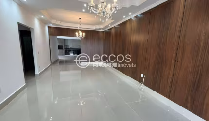 Casa à venda, 3 quartos, 3 suítes, 4 vagas, Jardim Botânico - Uberlândia/MG