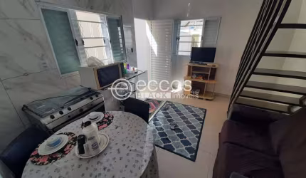 Loft para aluguel, 1 quarto, 1 vaga, Jardim Inconfidência - Uberlândia/MG