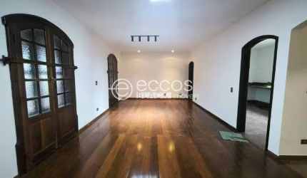 Casa para aluguel, 4 quartos, 3 suítes, 6 vagas, Tabajaras - Uberlândia/MG