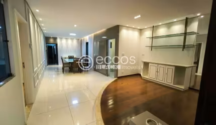 Casa para aluguel, 4 quartos, 2 suítes, 5 vagas, Brasil - Uberlândia/MG