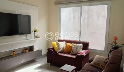 Casa à venda, 4 quartos, 1 suíte, 4 vagas, Granada - Uberlândia/MG