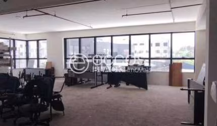 Sala comercial para aluguel, 4 vagas, Tabajaras - Uberlândia/MG