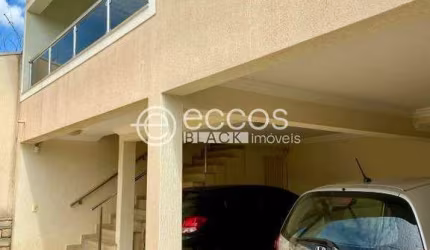 Casa à venda, 5 quartos, 1 suíte, 4 vagas, Nossa Senhora da Abadia - UBERABA/MG