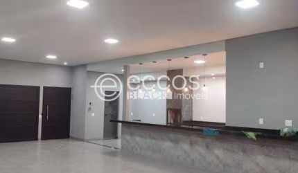 Casa à venda, 4 quartos, 4 suítes, 4 vagas, Rosário - ARAGUARI/MG