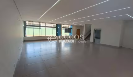 Imóvel Comercial à venda, 3 vagas, Martins - Uberlândia/MG