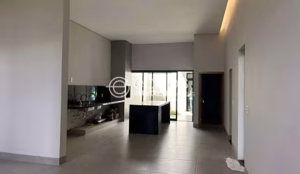 Casa à venda, 3 quartos, 1 suíte, 2 vagas, Aclimação - Uberlândia/MG