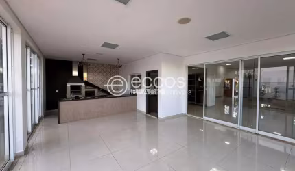Casa em condomínio para aluguel, 3 quartos, 3 suítes, 3 vagas, Nova Uberlândia - Uberlândia/MG