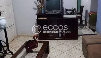 Casa à venda, 3 quartos, 2 vagas, FABRÍCIO - UBERABA/MG