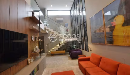 Casa em condomínio à venda, 4 quartos, 4 suítes, 5 vagas, Granja Marileusa - Uberlândia/MG