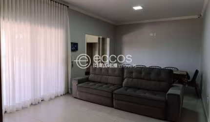 Casa à venda, 3 quartos, 1 suíte, 2 vagas, Leblon - UBERABA/MG
