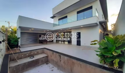 Casa à venda, 4 quartos, 4 suítes, 2 vagas, Laranjeiras - Uberlândia/MG