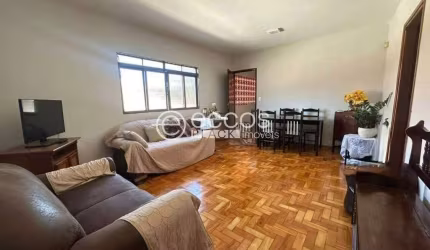 Apartamento à venda, 3 quartos, 1 suíte, 1 vaga, FABRÍCIO - UBERABA/MG