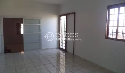 Apartamento para aluguel, 3 quartos, 1 suíte, 2 vagas, Santa Mônica - Uberlândia/MG