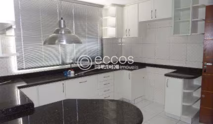 Apartamento para aluguel, 3 quartos, 1 suíte, 2 vagas, Nossa Senhora Aparecida - Uberlândia/MG