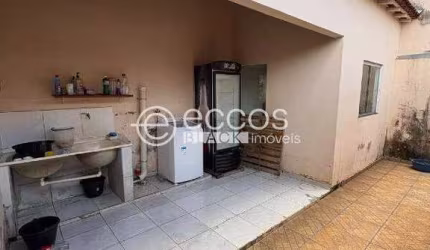 Casa à venda, 3 quartos, 1 suíte, Santa Luzia - Uberlândia/MG