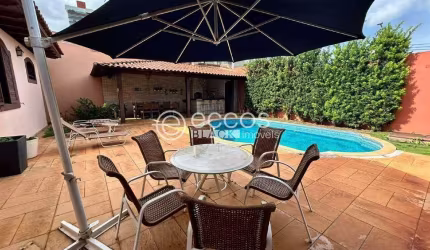 Casa à venda, 6 quartos, 6 suítes, 5 vagas, Lídice - Uberlândia/MG