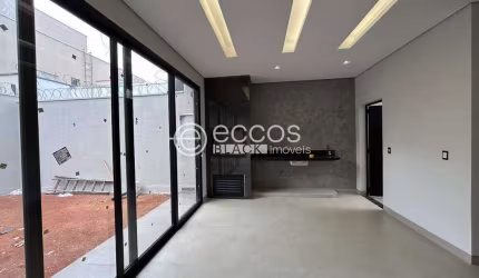 Casa à venda, 3 quartos, 1 suíte, 4 vagas, Novo Mundo - Uberlândia/MG