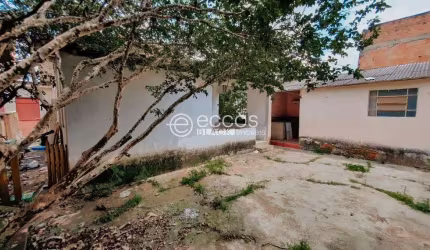 Casa à venda, 3 quartos, 2 vagas, Lídice - Uberlândia/MG