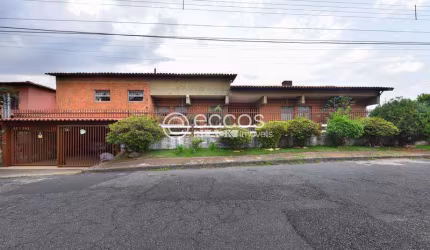 Casa à venda, 5 quartos, 3 suítes, 4 vagas, Santa Lúcia - Belo Horizonte/MG
