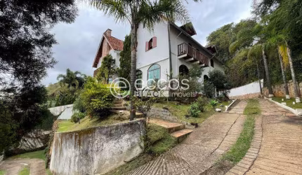 Casa à venda, 4 quartos, 4 suítes, 10 vagas, Belvedere - Belo Horizonte/MG