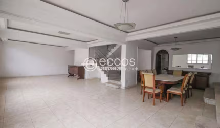Cobertura à venda, 4 quartos, 2 suítes, 3 vagas, Santo Antônio - Belo Horizonte/MG