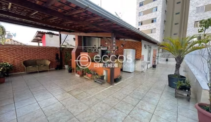 Cobertura à venda, 4 quartos, 2 suítes, 3 vagas, Santo Antônio - Belo Horizonte/MG