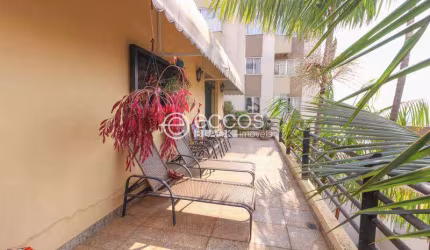 Casa comercial à venda, 4 quartos, 1 suíte, 3 vagas, BURITIS - Belo Horizonte/MG