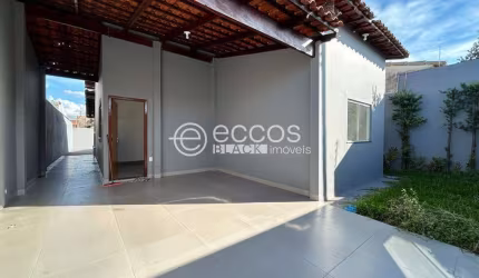 Casa à venda, 3 quartos, 1 suíte, 2 vagas, Jardim Holanda - Uberlândia/MG
