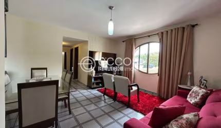 Apartamento à venda, 2 quartos, 1 vaga, Santa Maria - Uberlândia/MG