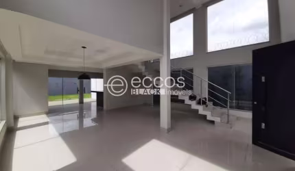Casa para aluguel, 3 quartos, 1 suíte, 3 vagas, Tubalina - Uberlândia/MG
