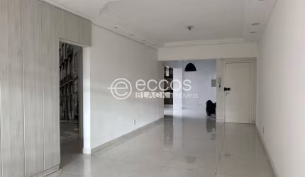 Apartamento à venda, 3 quartos, 1 suíte, Centro - Uberlândia/MG