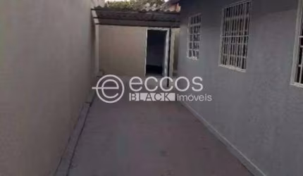 Casa à venda, 3 quartos, 4 vagas, Conjunto Manoel Mendes - UBERABA/MG