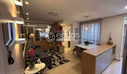 Apartamento para aluguel, 2 quartos, 1 suíte, 2 vagas, Santa Mônica - Uberlândia/MG