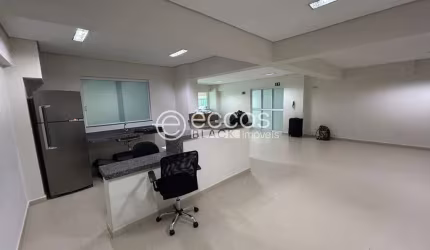 Apartamento para aluguel, 2 quartos, 1 suíte, 1 vaga, Centro - Uberlândia/MG