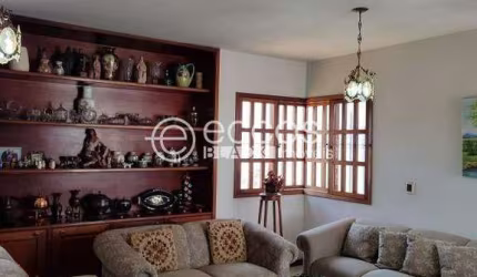 Casa à venda, 3 quartos, 1 suíte, 4 vagas, Rosário - ARAGUARI/MG