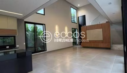 Casa em condomínio para aluguel, 5 quartos, 5 suítes, 3 vagas, Nova Uberlândia - Uberlândia/MG