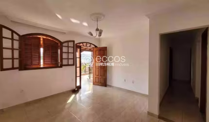 Casa para aluguel, 3 quartos, 1 suíte, 2 vagas, BURITIS - Belo Horizonte/MG