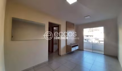 Apartamento para aluguel, 2 quartos, 1 suíte, 1 vaga, Tubalina - Uberlândia/MG