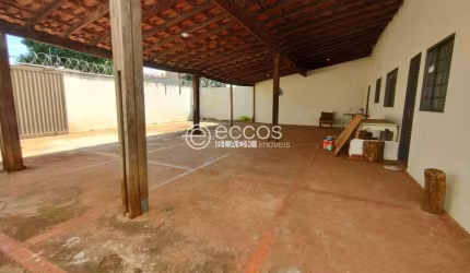Casa comercial para aluguel, Chácaras Tubalina e Quartel - Uberlândia/MG