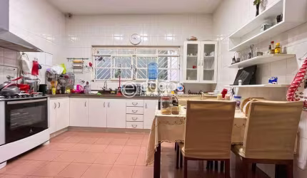 Casa à venda, 4 quartos, 2 suítes, 4 vagas, Santa Lúcia - Belo Horizonte/MG