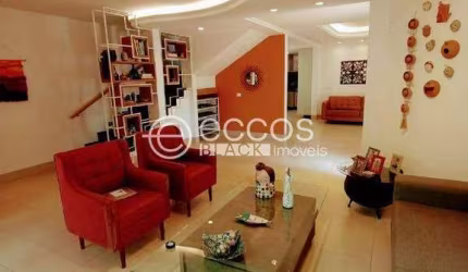 Casa para aluguel, 4 quartos, 1 suíte, 2 vagas, Vigilato Pereira - Uberlândia/MG