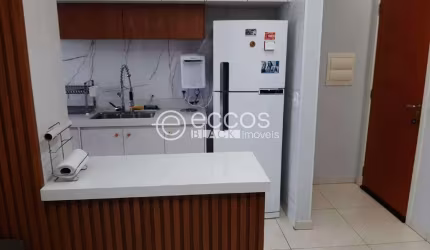 Apartamento à venda, 2 quartos, 1 suíte, 1 vaga, Jardim Holanda - Uberlândia/MG