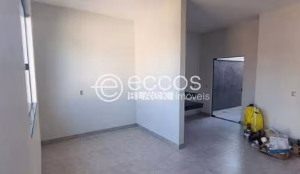 Casa à venda, 2 quartos, 1 suíte, 1 vaga, Shopping Park - Uberlândia/MG