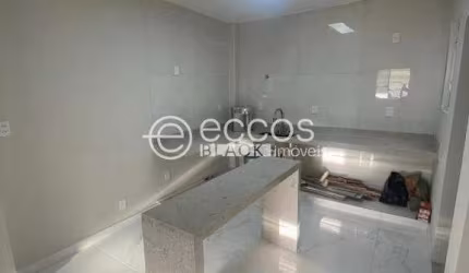 Apartamento à venda, 3 quartos, 1 suíte, 1 vaga, Pacaembu - Uberlândia/MG