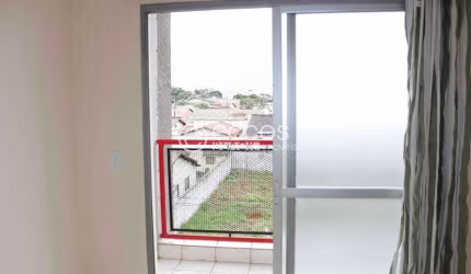 Apartamento à venda, 3 quartos, 1 suíte, 1 vaga, Santa Mônica - Uberlândia/MG